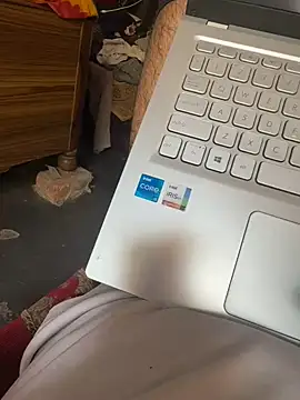 studio universe online show from 04-25-26, 06:49