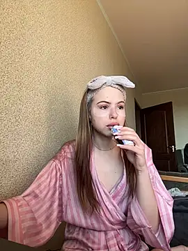LOLAskk online show from 07-17-26, 11:39