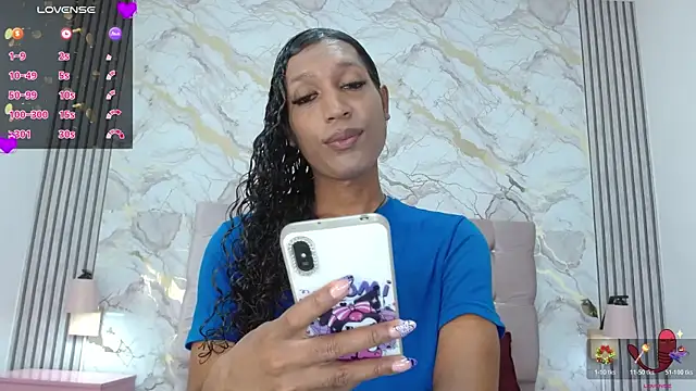 Mia Hiills online show from 06-04-26, 03:34