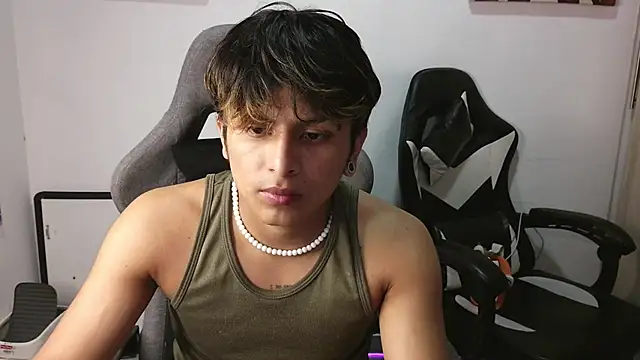 dany fans online show from 06-23-26, 04:32