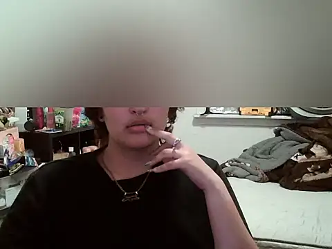 oreobunnyxoxo online show from 04-21-26, 06:09