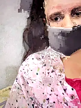 Snapshot of Cutie_Neetu chatting on 04-28-26, 07:24 Cutie Neetu online show from 04-28-26, 07:24