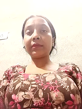 Aliya  Aliya online show from 04-21-26, 10:54