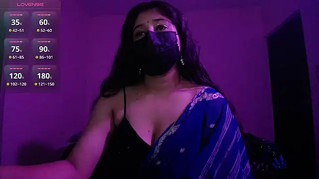 -Queenie online show from 05-21-26, 07:10