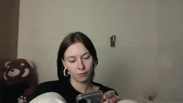 JuicyErika online show from 05-17-26, 09:44