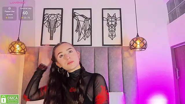 Vanne Queen  online show from 05-19-26, 11:27