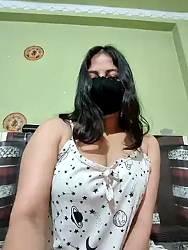 Snapshot of Priya_9945 chatting on 06-23-26, 04:10 Priya 9945 online show from 06-23-26, 04:10