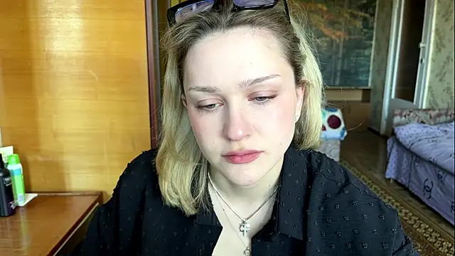 AlisiaStreitmatter online show from 05-05-26, 11:07