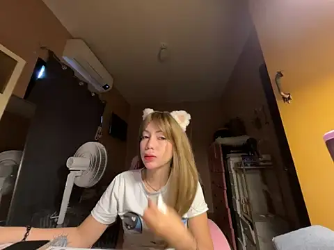 sweet glam online show from 05-17-26, 02:31