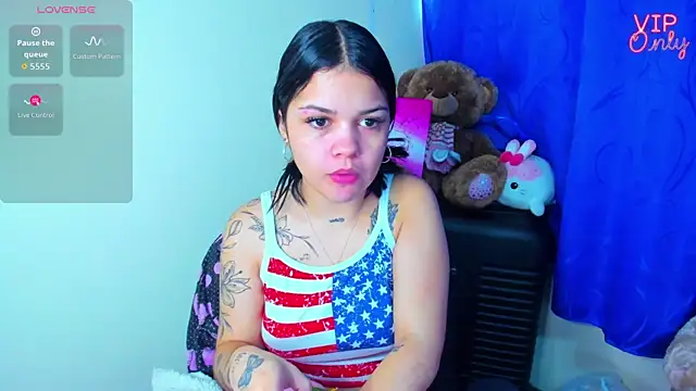Snapshot of angelina_77 chatting on 07-13-26, 05:49 angelina 77 online show from 07-13-26, 05:49