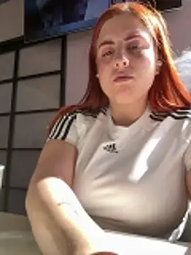 Snapshot of lumazzy chatting on 05-19-26, 03:51 lumazzy online show from 05-19-26, 03:51