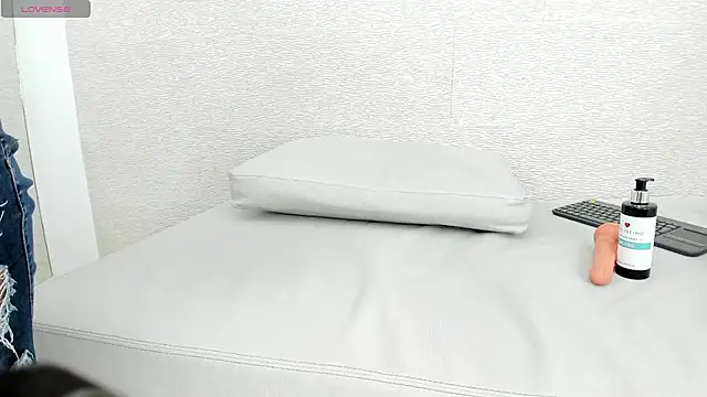 keylaa nahir online show from 04-21-26, 08:01