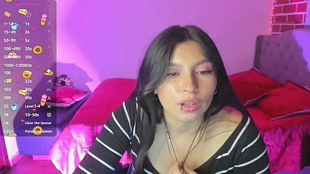 isabella monntolvo online show from 04-23-26, 03:52