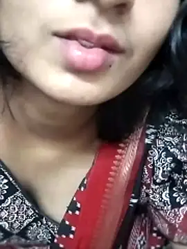 Snapshot of diya_raksha chatting on 06-08-26, 06:25 diya raksha online show from 06-08-26, 06:25