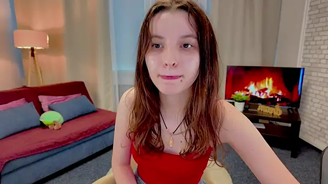 BelovedAlice online show from 04-21-26, 05:17