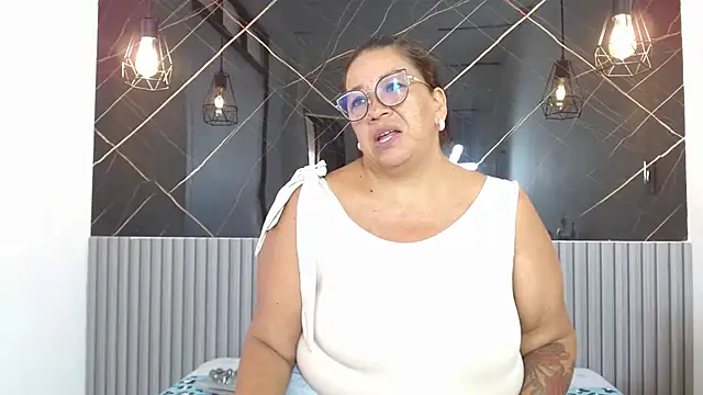 Snapshot of BarbaraGraf chatting on 07-08-26, 11:58 BarbaraGraf online show from 07-08-26, 11:58