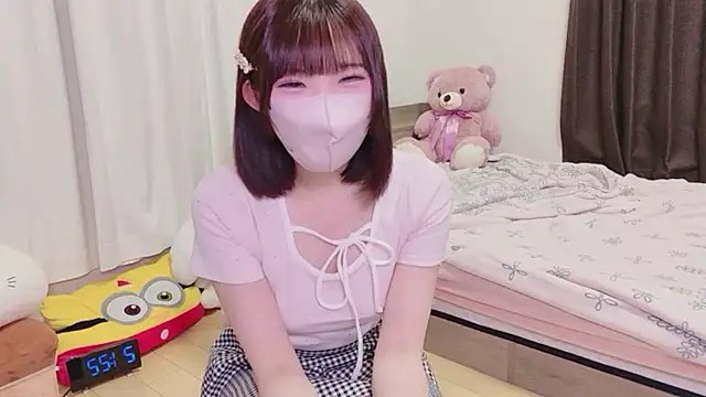 hiyo0001 online show from 05-09-26, 12:21