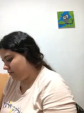 Snapshot of EliVanegas chatting on 05-06-26, 03:13 EliVanegas online show from 05-06-26, 03:13