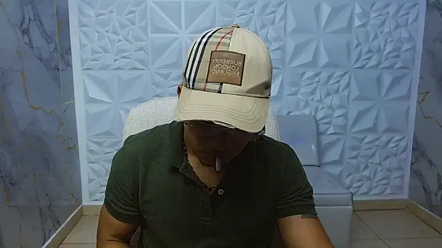 jbarto  online show from 05-23-26, 01:44