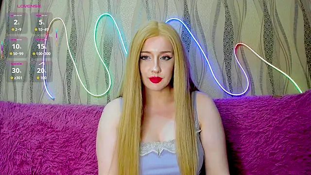 Snapshot of TheRoseSweet chatting on 05-19-26, 10:16 TheRoseSweet online show from 05-19-26, 10:16