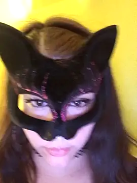 Snapshot of Conejita69n_n chatting on 05-13-26, 04:21 Conejita69n n online show from 05-13-26, 04:21
