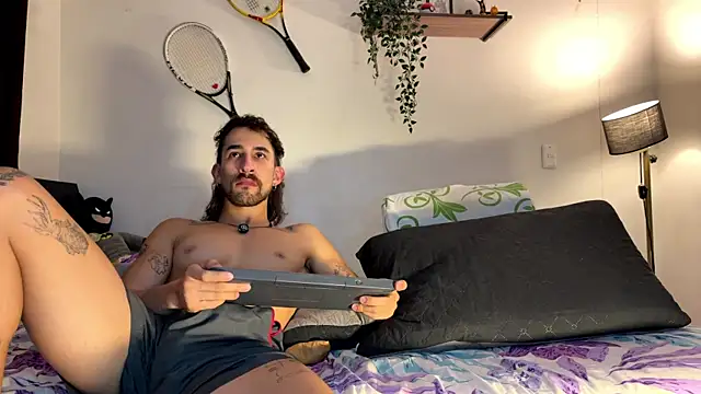 Aaron wheel online show from 07-06-26, 02:30