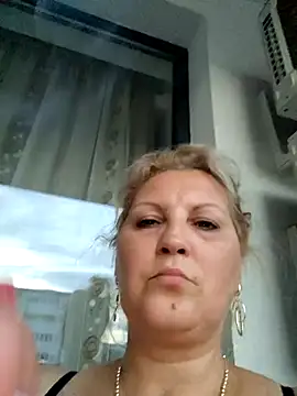 Divineblond online show from 09-14-25, 04:39