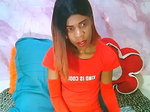 Snapshot of EbonySweetPeach chatting on 06-04-26, 05:35 EbonySweetPeach online show from 06-04-26, 05:35