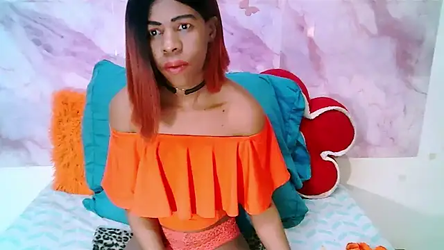 Snapshot of EbonySweetPeach chatting on 06-23-26, 05:38 EbonySweetPeach online show from 06-23-26, 05:38