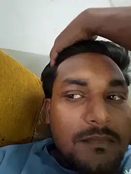 Snapshot of Gujju_here chatting on 05-14-26, 01:40 Gujju here online show from 05-14-26, 01:40