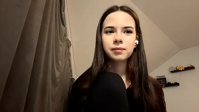 JoellaGrode online show from 05-13-26, 08:27