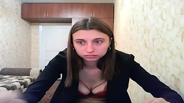 Snapshot of MilaShka29 chatting on 05-15-26, 07:04 MilaShka29 online show from 05-15-26, 07:04