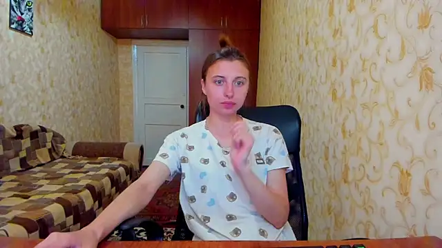 Snapshot of MilaShka29 chatting on 06-12-26, 07:18 MilaShka29 online show from 06-12-26, 07:18