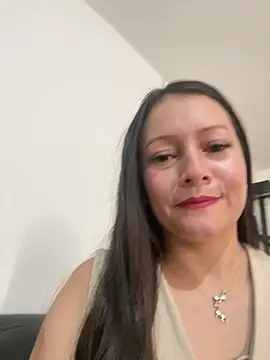 SamiiContreras  online show from 07-21-26, 09:39