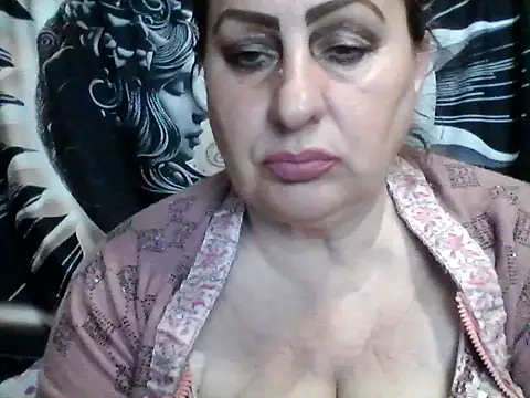 Snapshot of LoaqLovew chatting on 04-26-26, 08:23 LoaqLovew online show from 04-26-26, 08:23