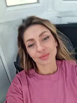 Snapshot of SofiaLace chatting on 05-28-26, 05:10 SofiaLace online show from 05-28-26, 05:10