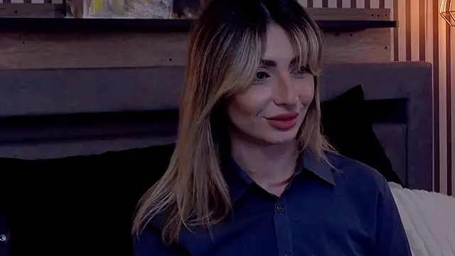 Snapshot of SofiaLace chatting on 05-29-26, 05:16 SofiaLace online show from 05-29-26, 05:16