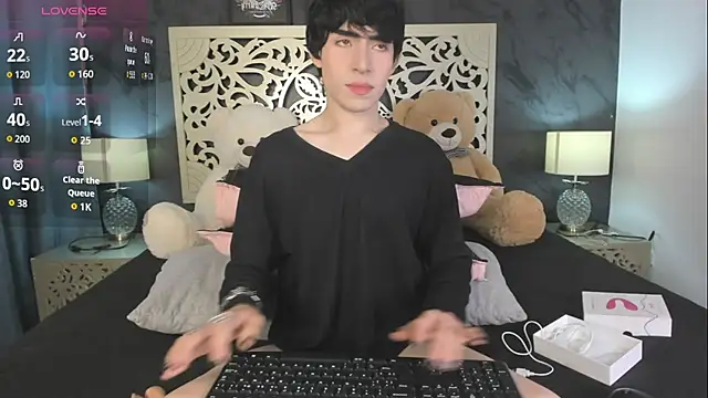 DemonFoxx online show from 06-24-26, 12:04