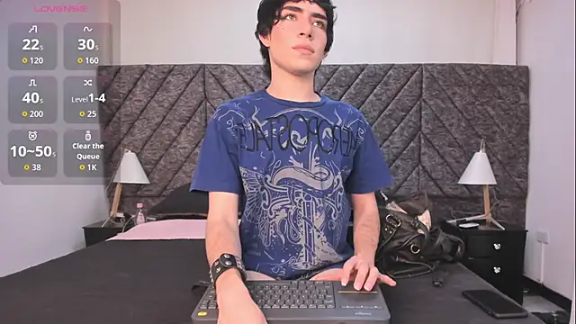 DemonFoxx online show from 07-15-26, 12:43