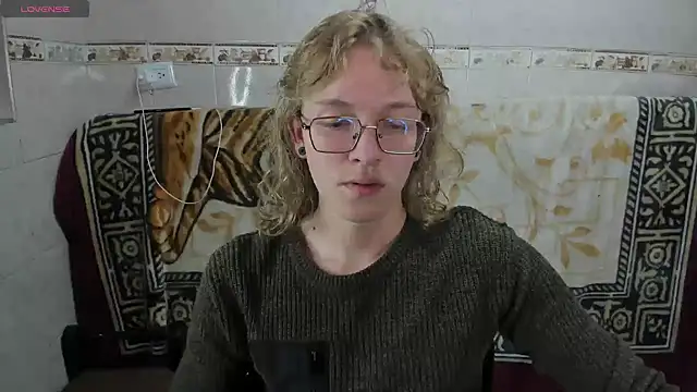 Jinnbooky online show from 06-22-26, 07:49
