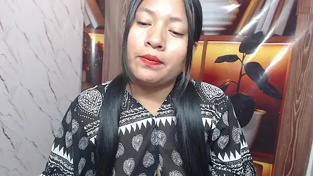 Snapshot of Sol_vannesa chatting on 05-18-26, 04:07 Sol vannesa online show from 05-18-26, 04:07