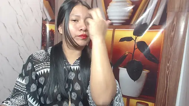 Snapshot of Sol_vannesa chatting on 05-19-26, 01:56 Sol vannesa online show from 05-19-26, 01:56