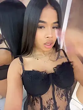 EmmaExoticaXXX online show from 05-13-26, 09:44