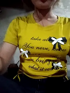 Rosie LoveUU online show from 05-20-26, 11:00