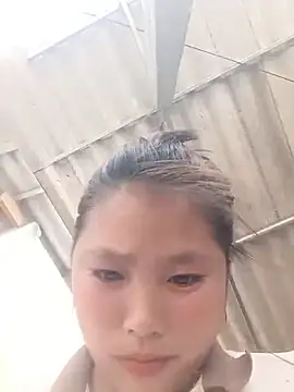 Snapshot of Baby-xinh chatting on 04-28-26, 02:27 Baby-xinh online show from 04-28-26, 02:27