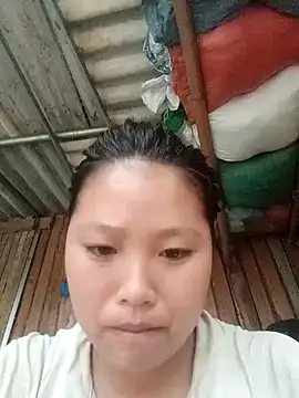 Snapshot of Baby-xinh chatting on 05-18-26, 02:18 Baby-xinh online show from 05-18-26, 02:18