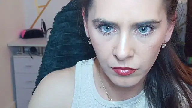 khalessi13 online show from 04-23-26, 09:39