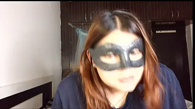 Snapshot of Noor_Sahiba_ chatting on 04-27-26, 02:26 Noor Sahiba online show from 04-27-26, 02:26