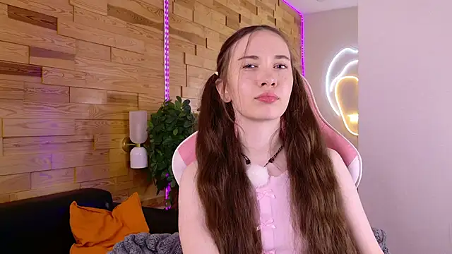 LilaMccoy online show from 06-27-26, 12:22