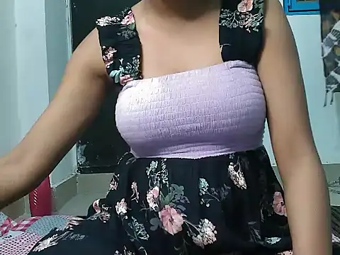 Snapshot of ur_sassypriya chatting on 05-27-26, 04:15 ur sassypriya online show from 05-27-26, 04:15